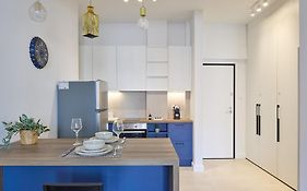 Elia'S Apartment Nk